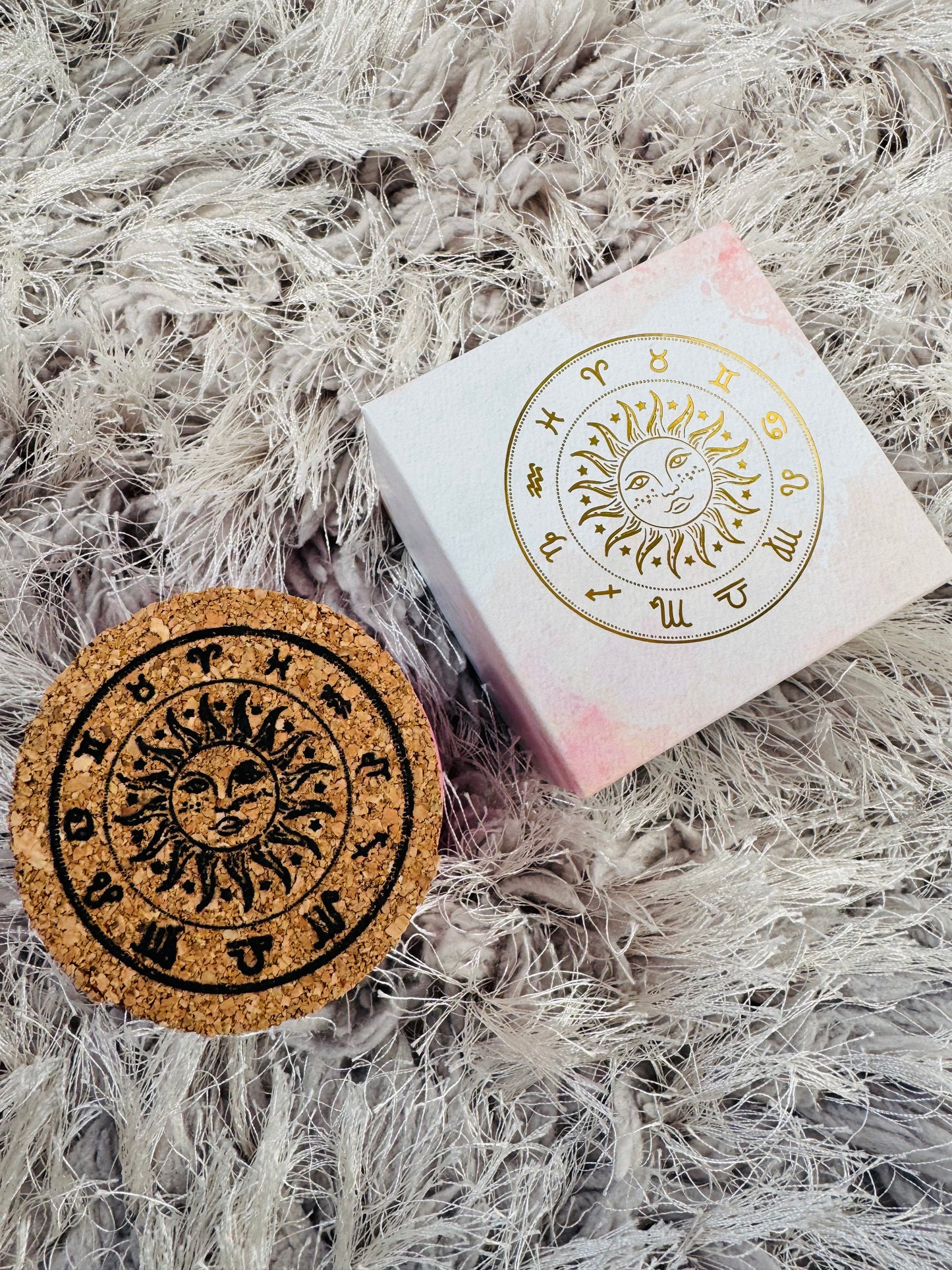 Aries Cedarwood Gemstone Zodiac Candle