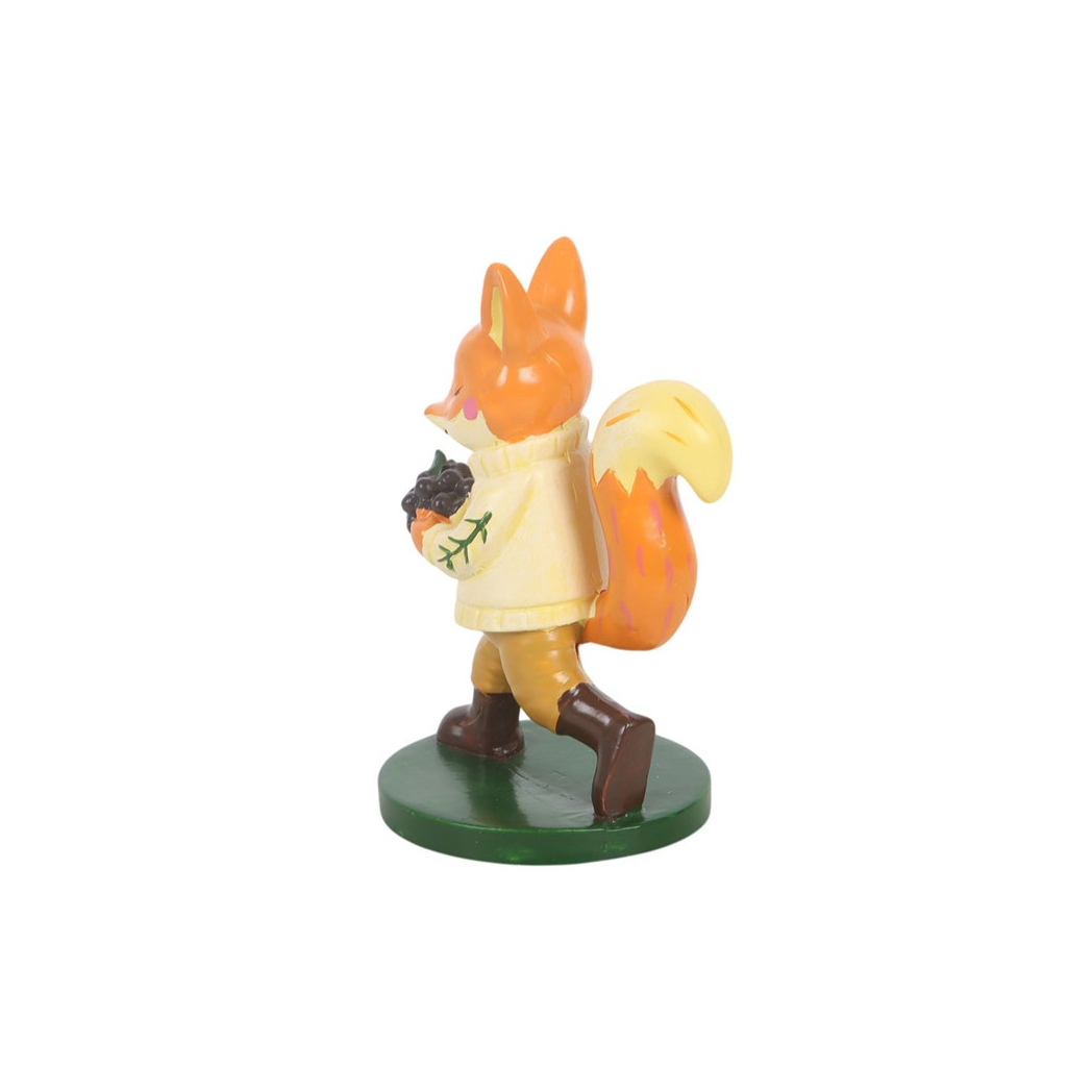 Flynn Fox Ornament | Woodland Resin Fox Figurine | Autumn & Cottagecore Home Décor Gift