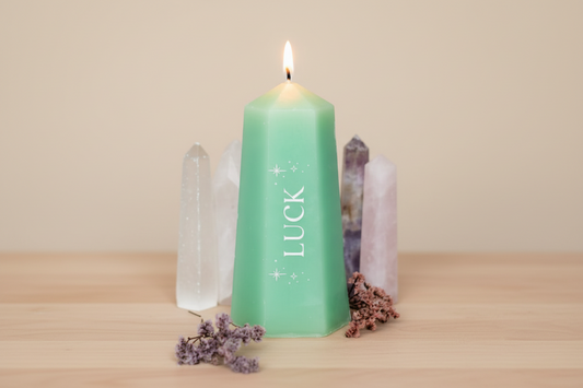 Luck Crystal Candle with Rough Green Aventurine